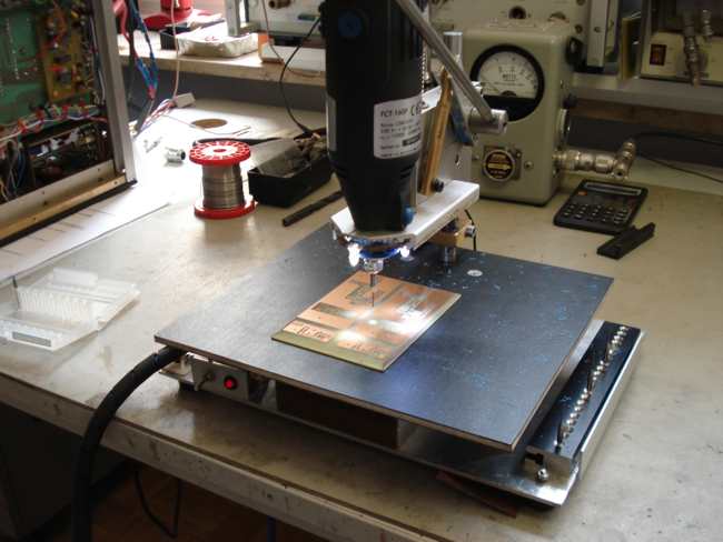lp-bohrmaschine1.jpg (32820 Byte)