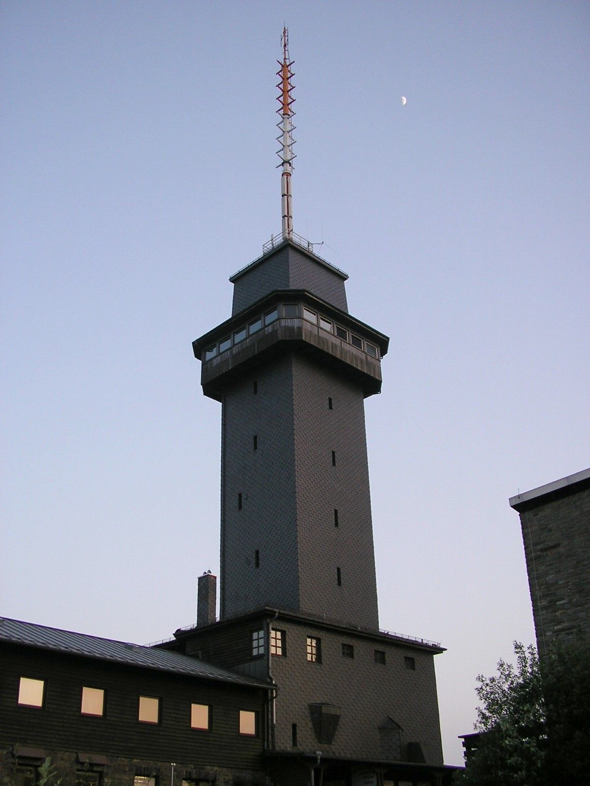 DF0MOT Turm