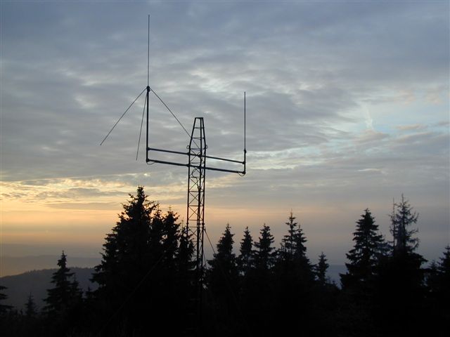 Antennen DB0MOT RX 29,670 MHz TX 439 MHz
