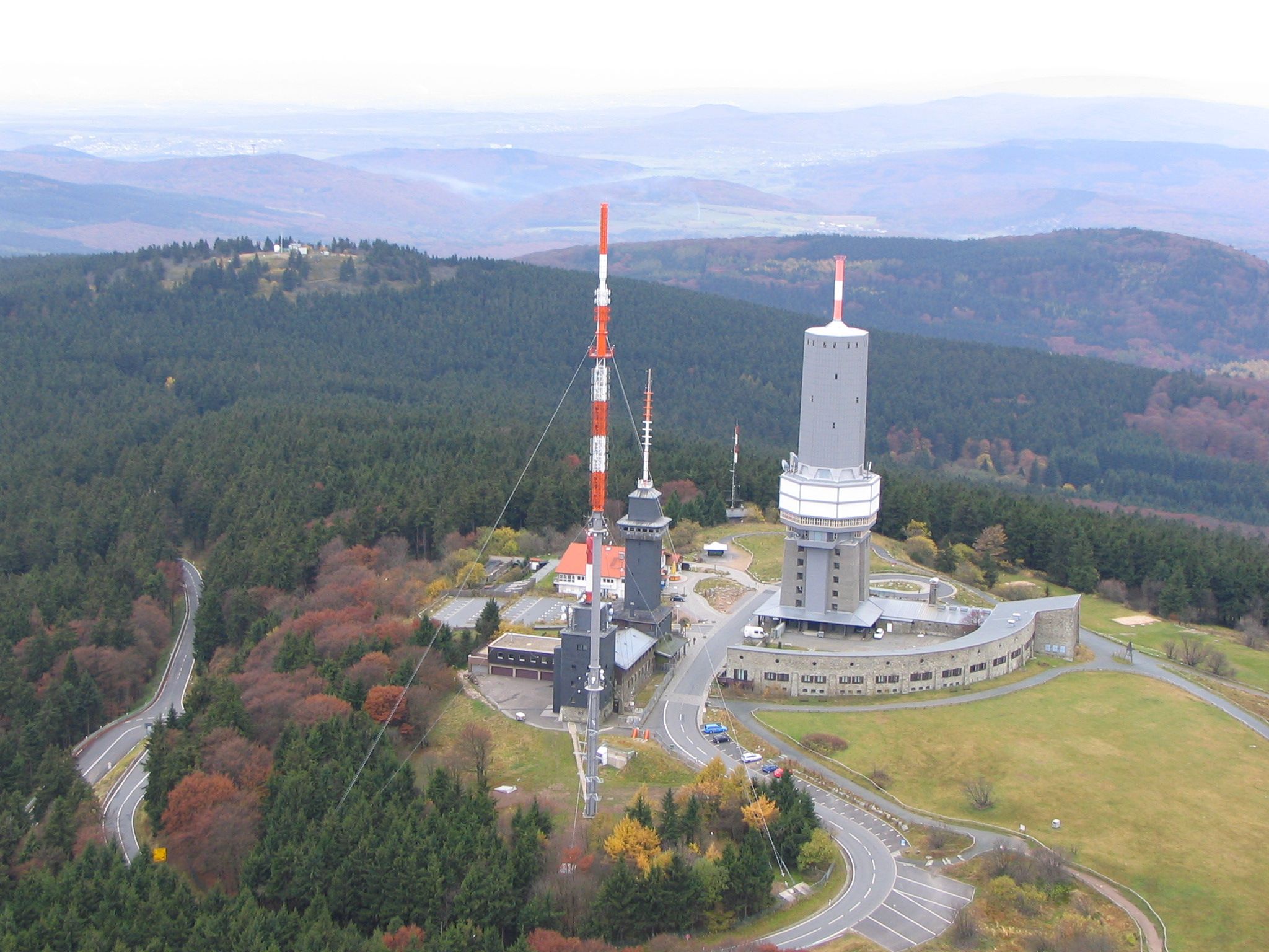 Kl.Feldberg (hinten links), (Gr.Feldberg rechts vorne)