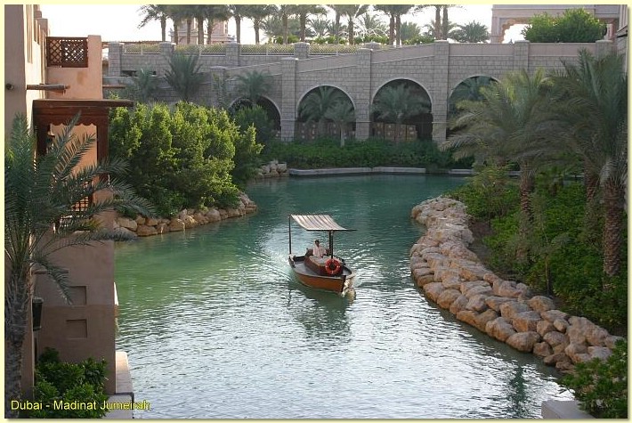 Madinat Jumeirah_Kanaele.jpg