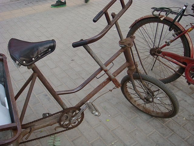 rostigefahrrder.jpg