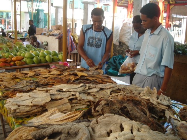 mahemarketdryfish.jpg